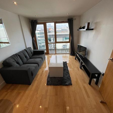 Ferienwohnung Rooshaus Leeds Docks Exterior foto